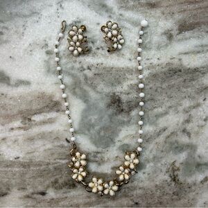 VINTAGE Coro Floral Necklace and Earrings Set